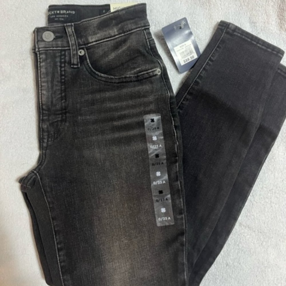 NWT Lucky Brand Women's Bridgette Skinny Jeans - Black. - Picture 10 of 13